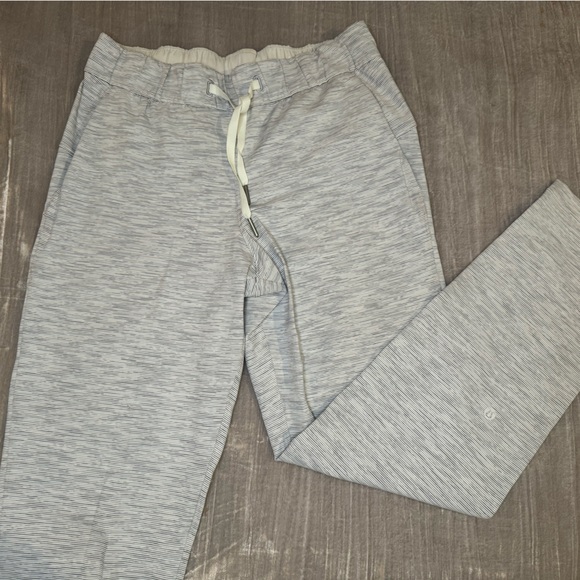 Lululemon On The Fly Pant - Picture 1 of 3